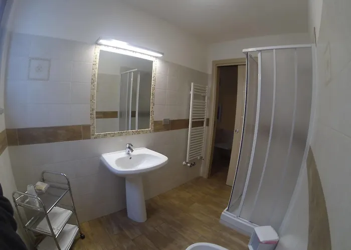 Sottosopra Alps & & Bike בית הארחה